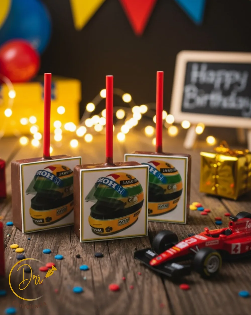 Pão de mel decorado em mesa de aniversário